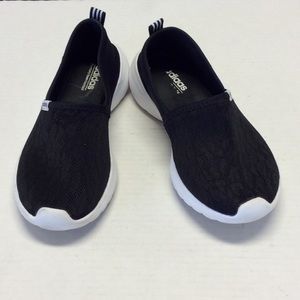 ADIDAS Black Memory Foam Sneakers. Size 7